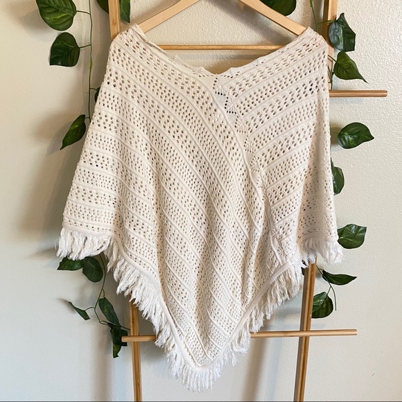 525 AMERICA knitted poncho sweater one size - Picture 9 of 10